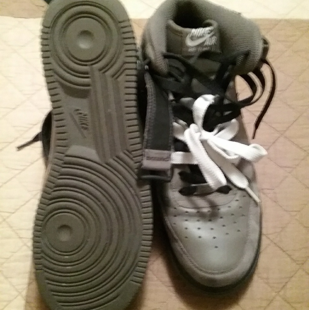 Two Toned Air Force 1s Worn Once